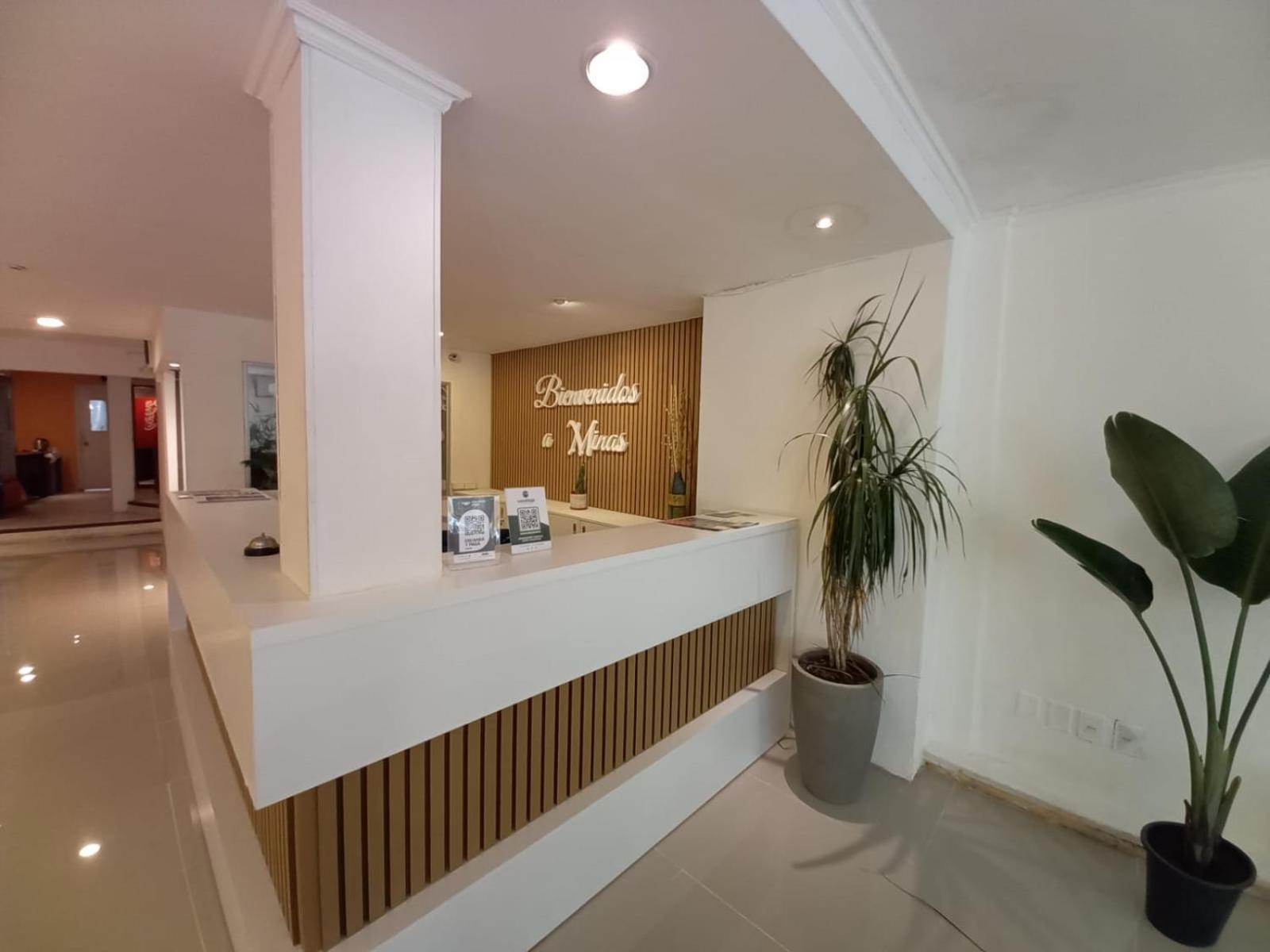 Nuevo Hotel Plaza Минас Екстериор снимка