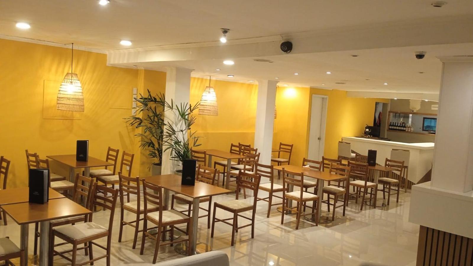 Nuevo Hotel Plaza Минас Екстериор снимка