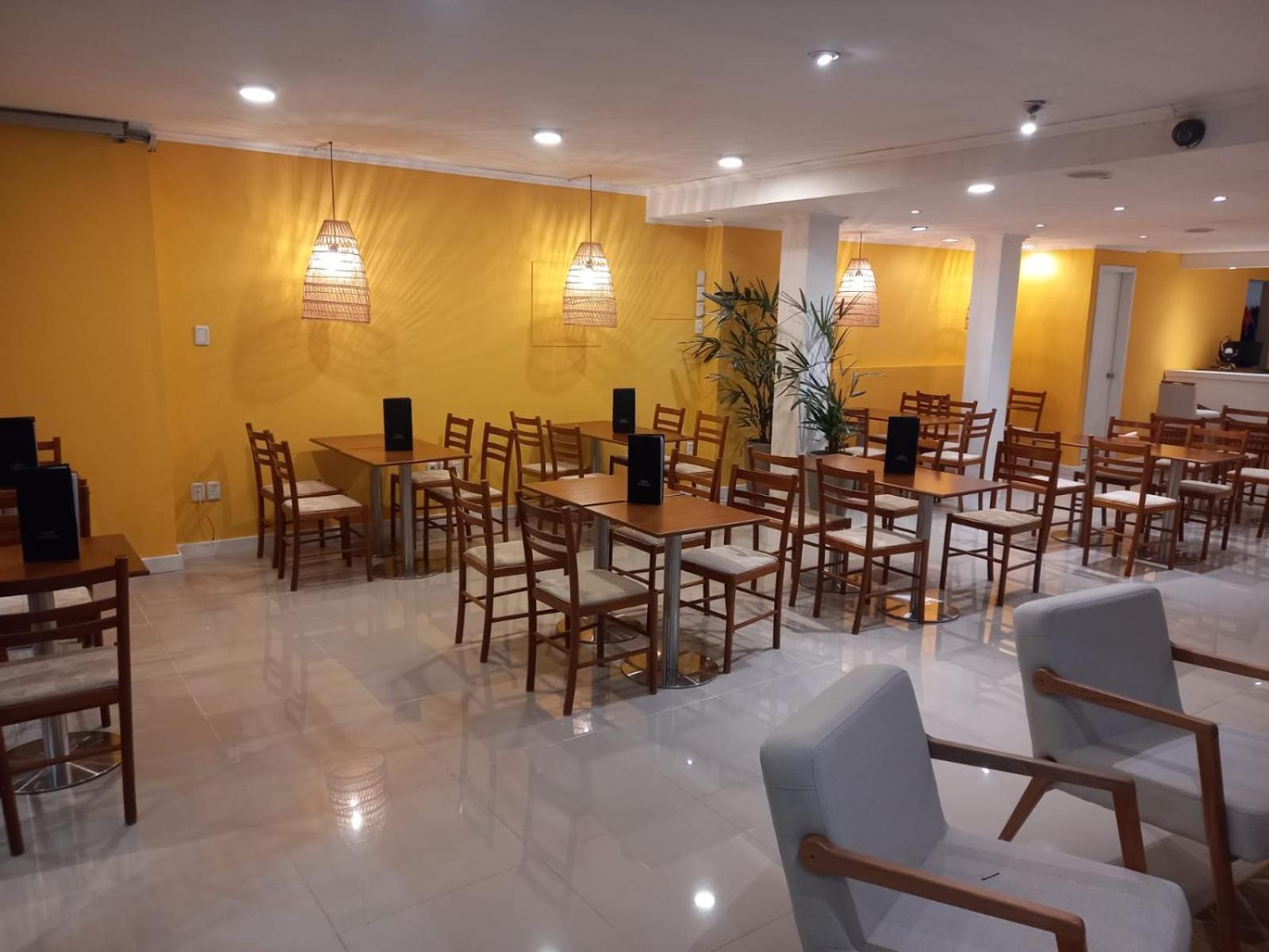 Nuevo Hotel Plaza Минас Екстериор снимка