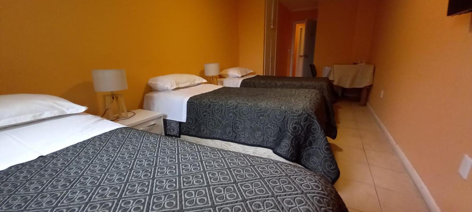 Nuevo Hotel Plaza Минас Екстериор снимка