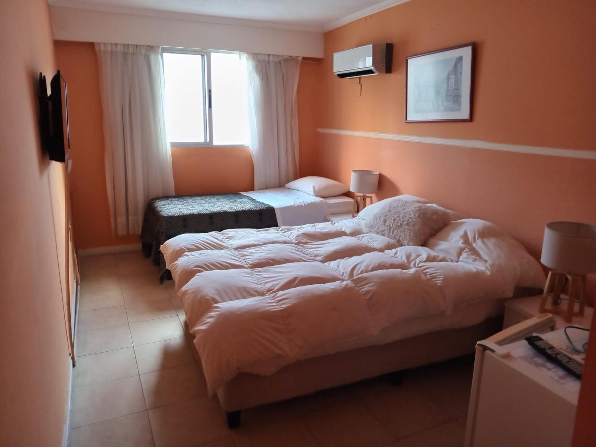 Nuevo Hotel Plaza Минас Екстериор снимка
