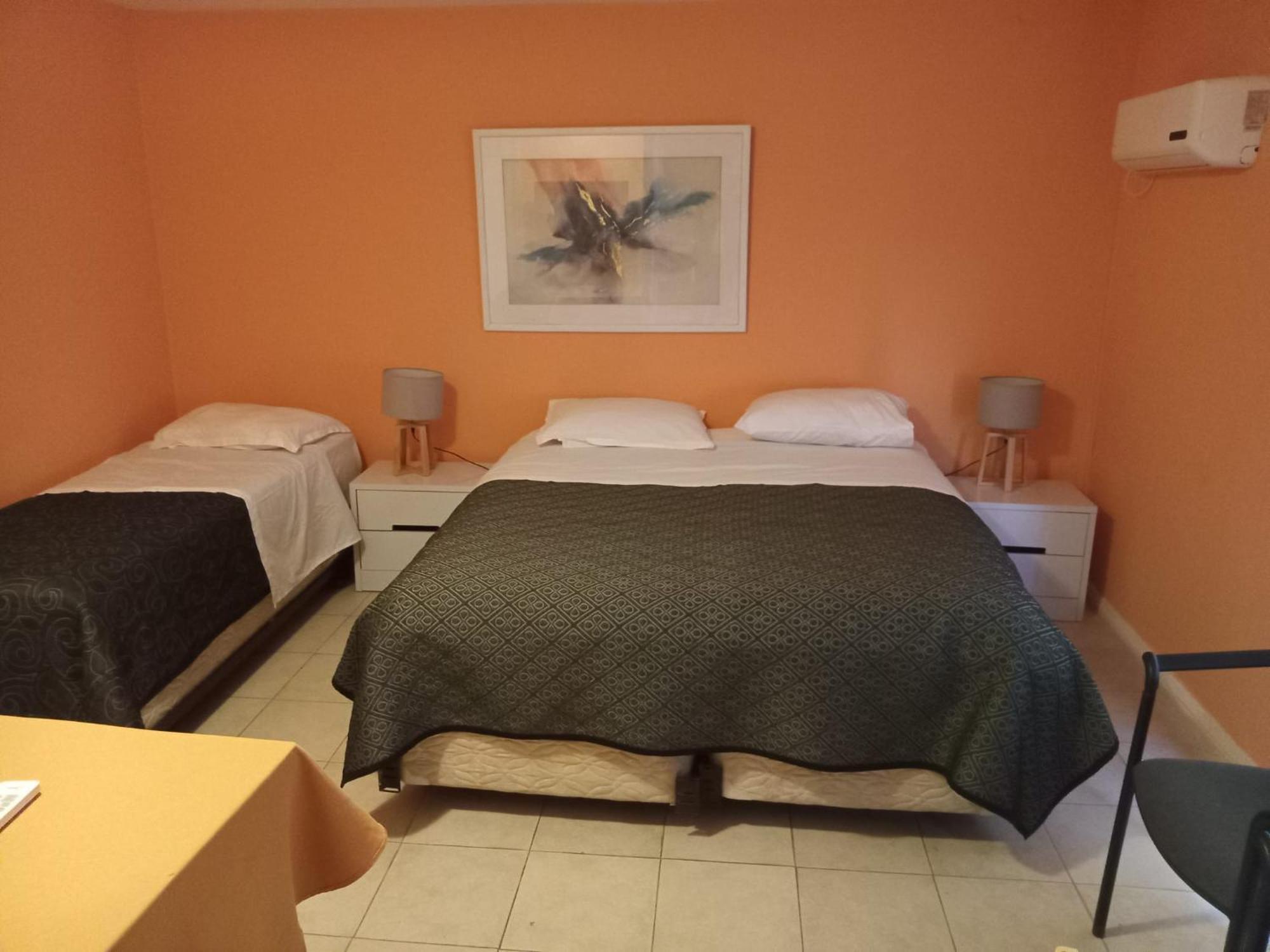 Nuevo Hotel Plaza Минас Екстериор снимка